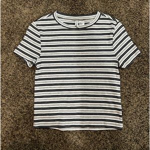 Striped cropped shirt